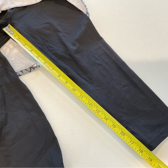 Runningskirt.com Capri Athletic Skort Sz 4 / 10-12 - Picture 11 of 12